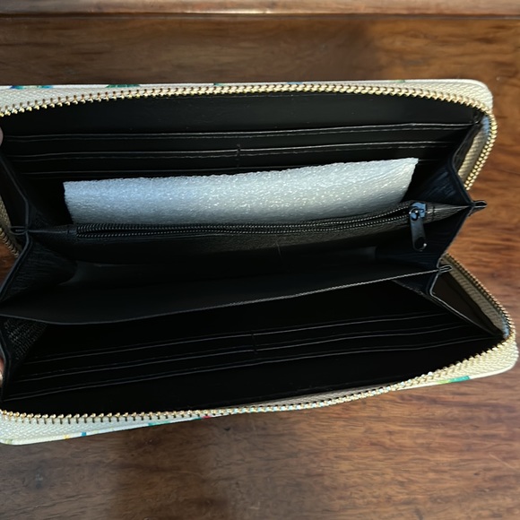 ✨Brand New🌵Cactus Wallet - Picture 2 of 3